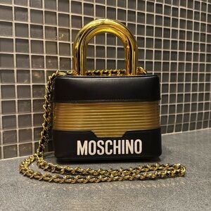 Rare Moschino x H&M Gold Lock Bag – Limited Edition Collector’s Item